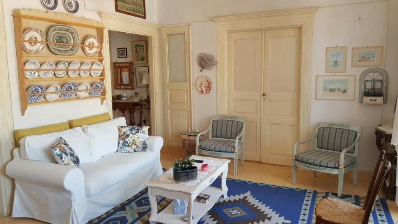 Appartement Mansion Alexandri à Hydra  Extérieur photo