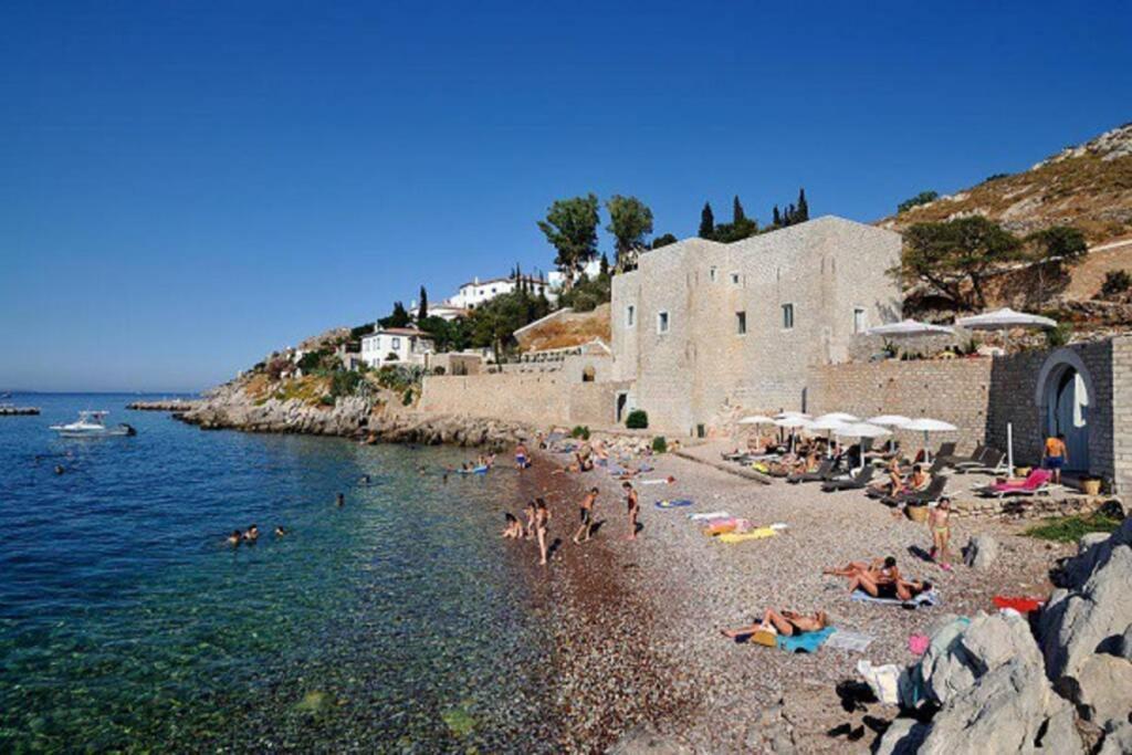Appartement Mansion Alexandri à Hydra  Extérieur photo